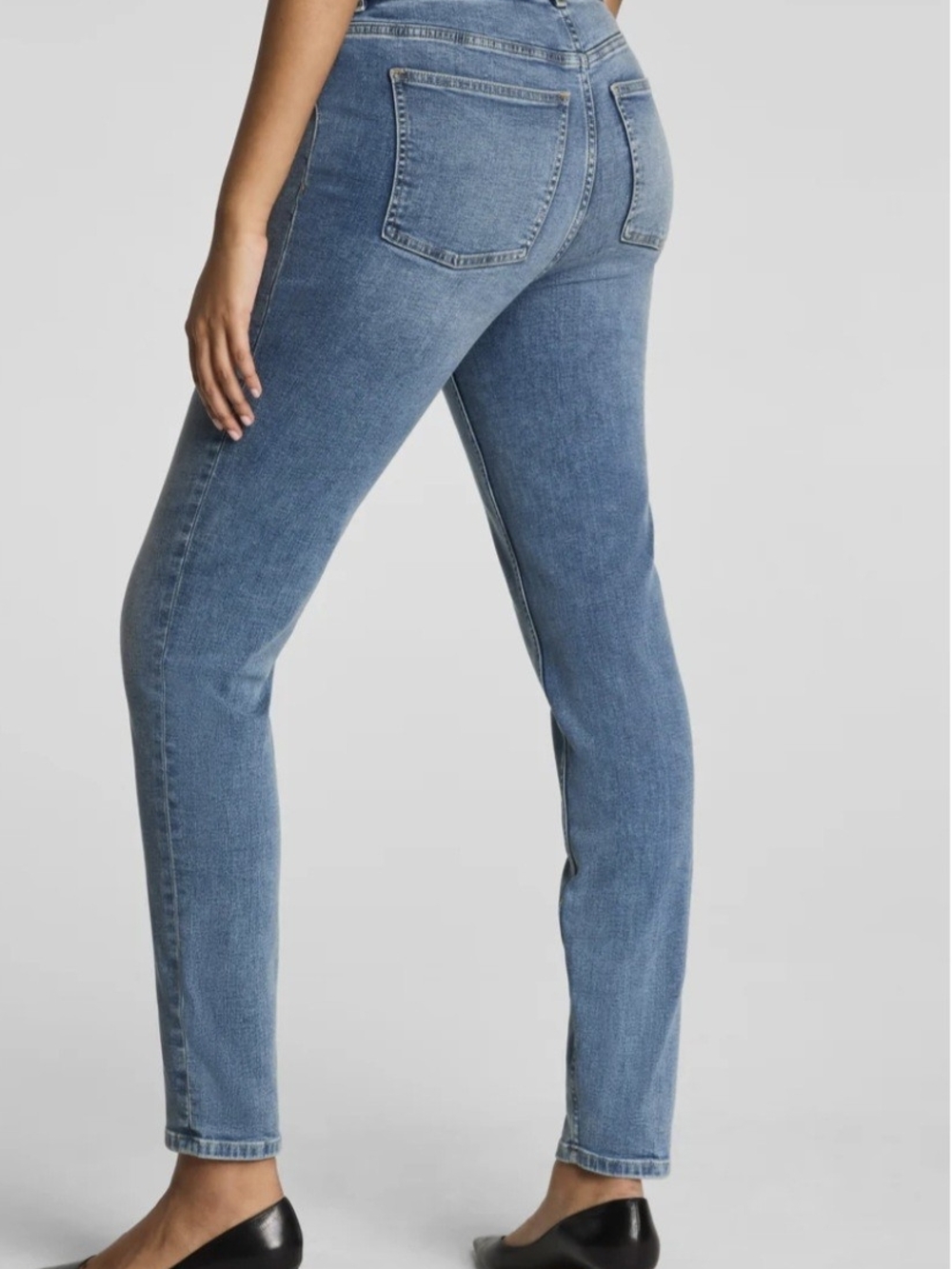 SPANX Women’s Skinny Leg Jeans — Medium Blue